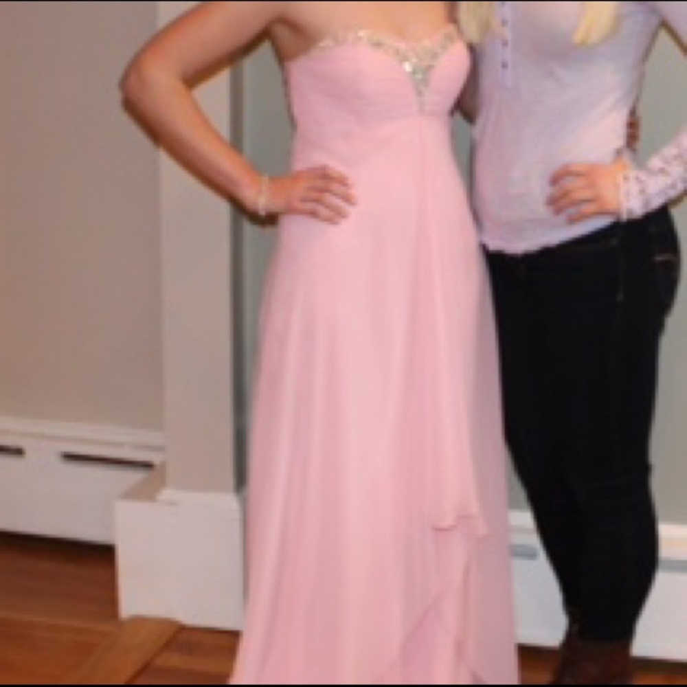 Size 4 light pink strapless prom dress